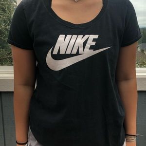 Black nike T-shirt